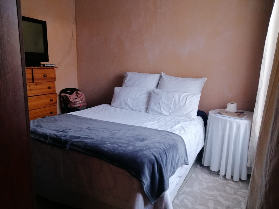 2 Bedroom Property for Sale in Tlhabane West North West